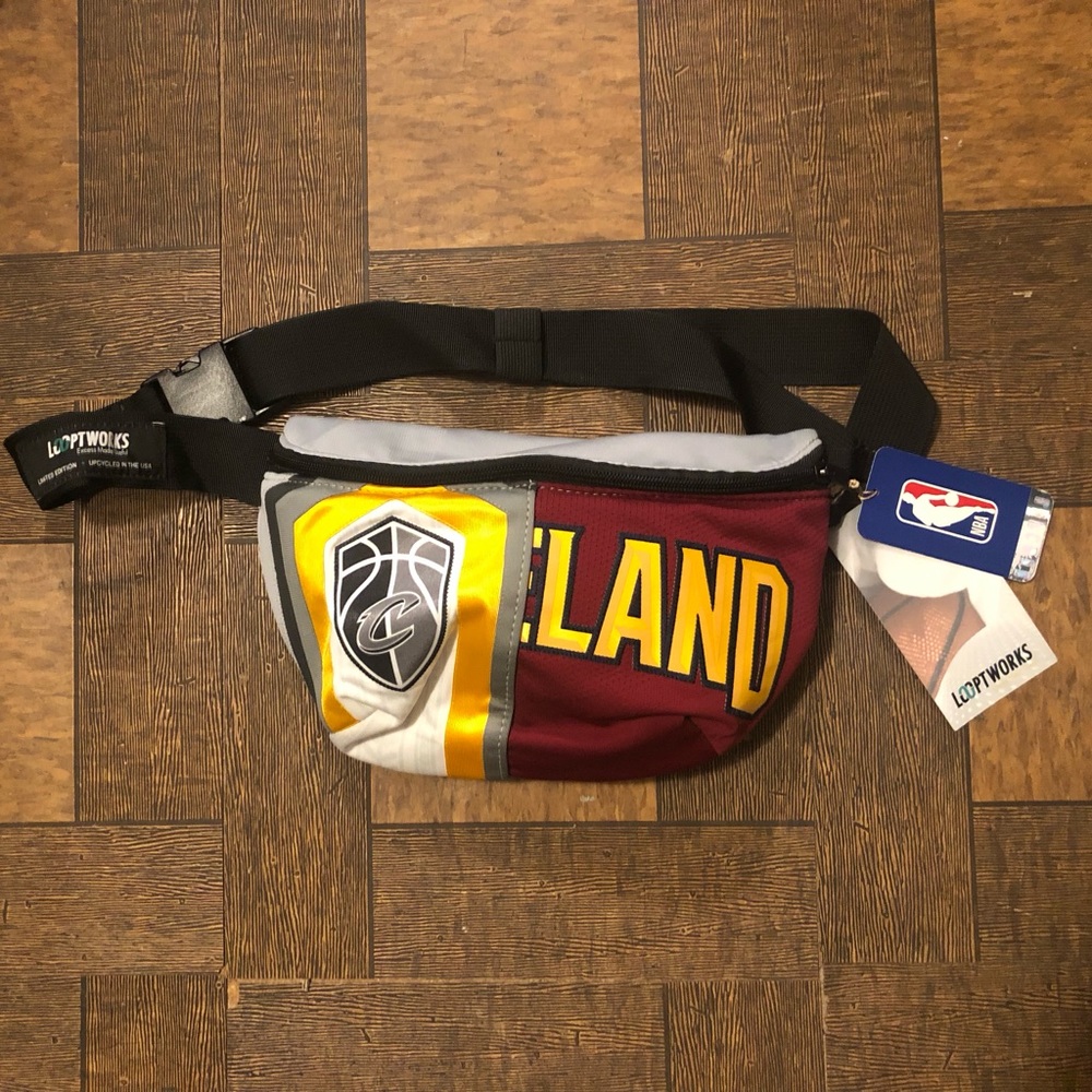 Cleveland Cavaliers Fanny Pack Adidas Samba Nike Dunk Jordan 1 New Balance 2002R